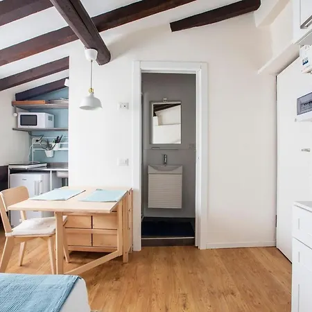 Cozy Near * מילאנו